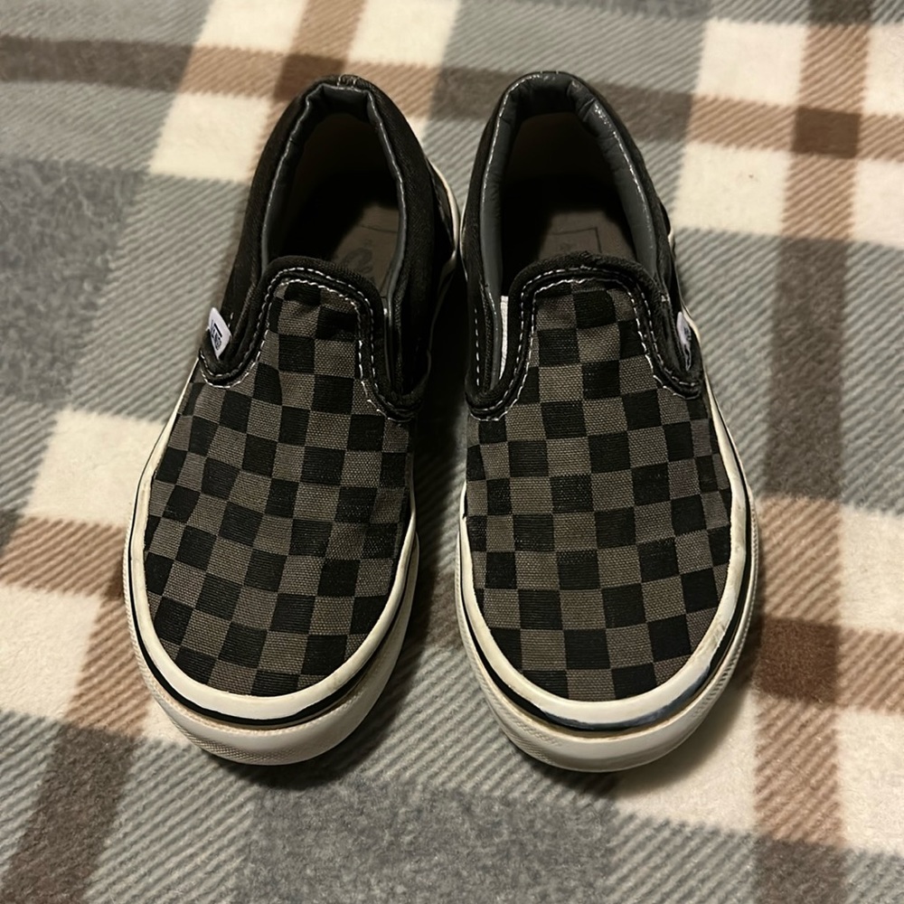 Kids checkered vans, black and grey vans.